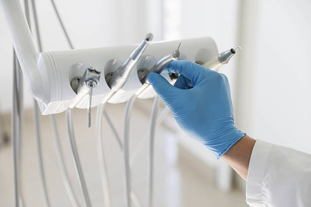 Professional Dental Veneers technician working in Coral Gables, FL